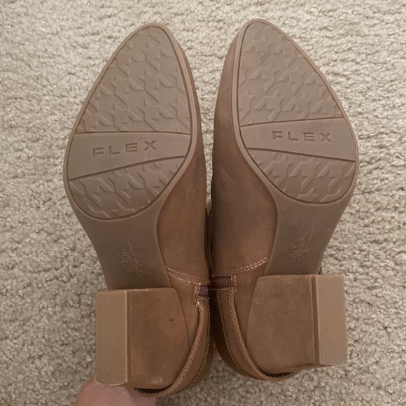 Tan booties - Picture 4 of 5